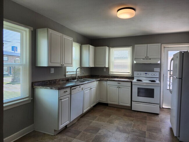 Foto del edificio - Coming Soon - 2 Bedroom 1 Bath home in East Ridge, TN