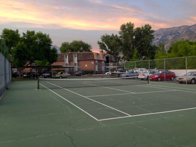 Foto del edificio - 1788 Willowbrook Dr