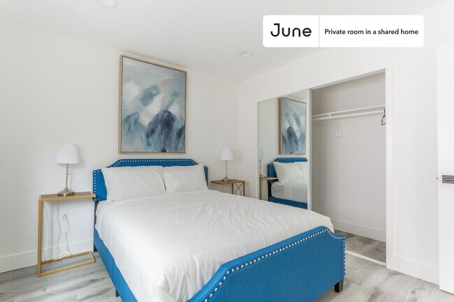 Foto del edificio - Room in Shared 4 bed/3 bath home