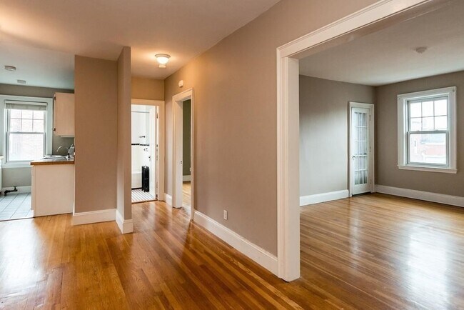 Foto del edificio - 48 Strathmore Rd