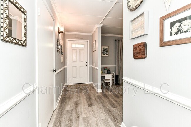 Foto del edificio - 1774 Dogwood Dr