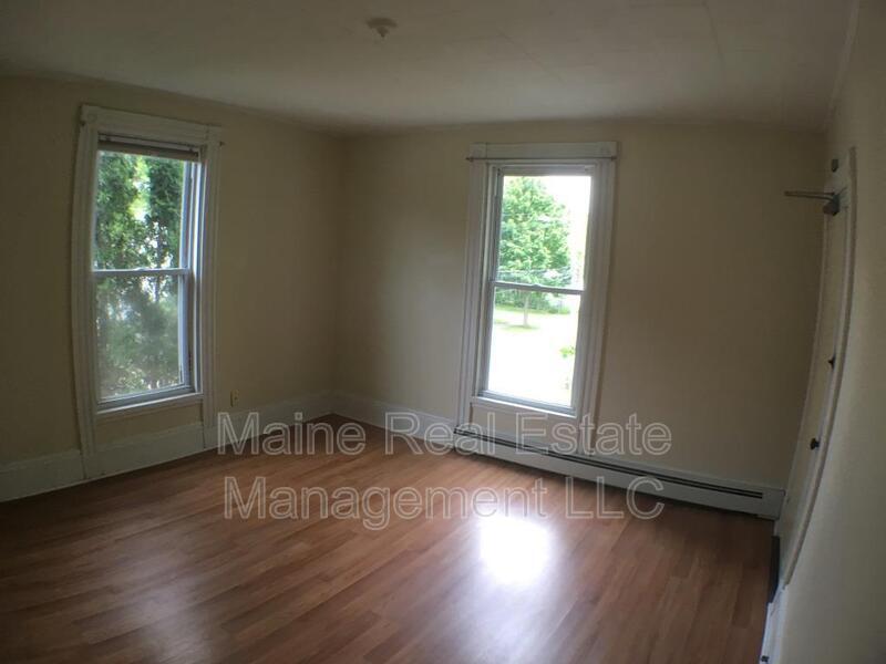 32 Coombs St Unit 4, Bangor, ME 04401 Condo for Rent in Bangor, ME