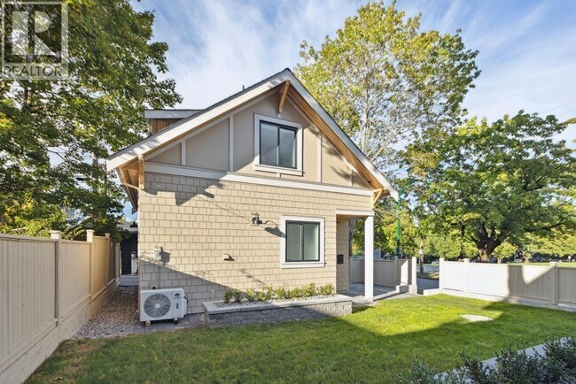 Photo du bâtiment - 3653 Laurel St