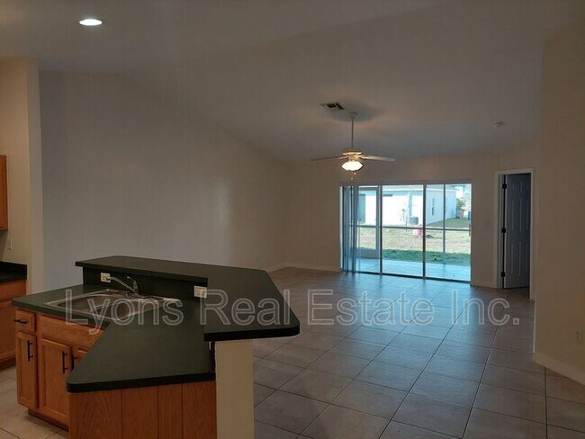 Foto del edificio - 611 SE 5th St