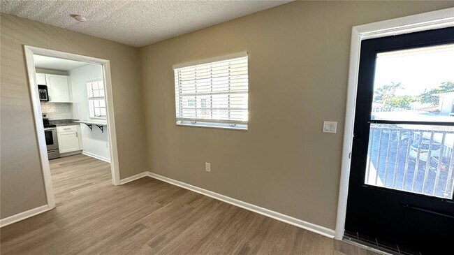 Building Photo - 10350 Imperial Point Dr W