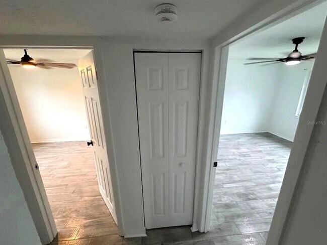 Foto del edificio - 14516 Seaford Cir