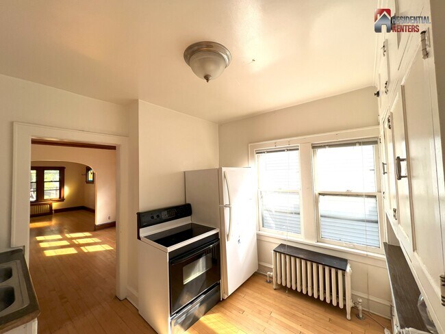 Building Photo - 2865 N Weil St