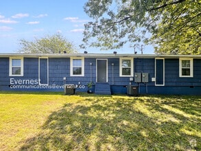 Building Photo - 40 Hiland Pl
