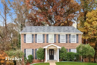 Building Photo - 722 Altman Ct