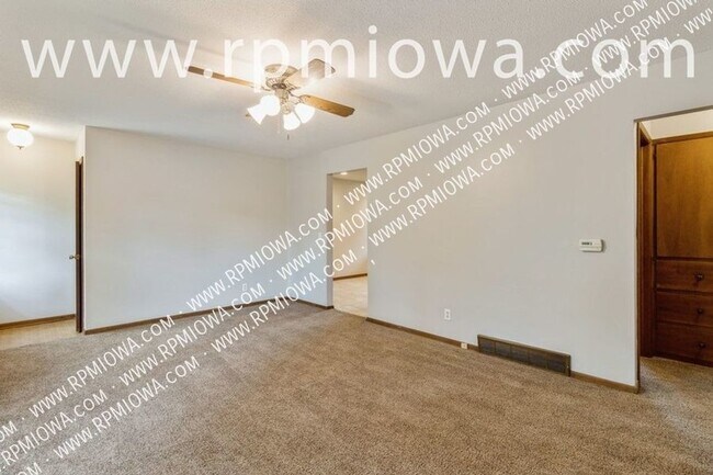 Foto del edificio - RANCH HOME IN ANKENY!! 3 Bed, 1 Bath home ...