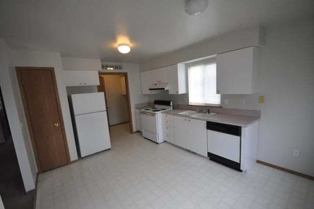 Building Photo - 41 SW 7th Ave