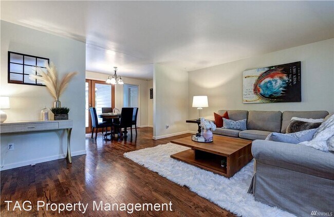 Building Photo - 4 br, 2 bath House - 1322 165th Ave NE