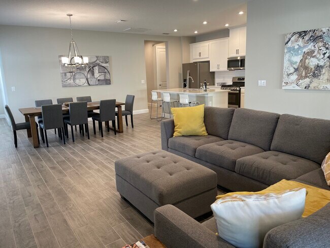 Foto del edificio - 4674 CRESTPOINT Wy