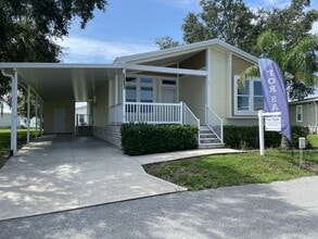 Building Photo - 34882 Blue Starling St