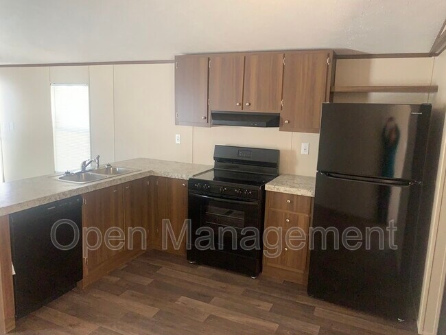 Building Photo - 2501 Martin Luther King Dr