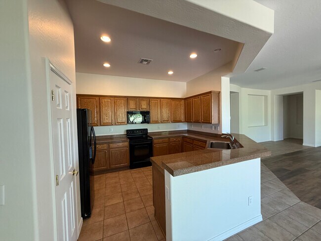 Foto del edificio - 2344 W Clearview Trail
