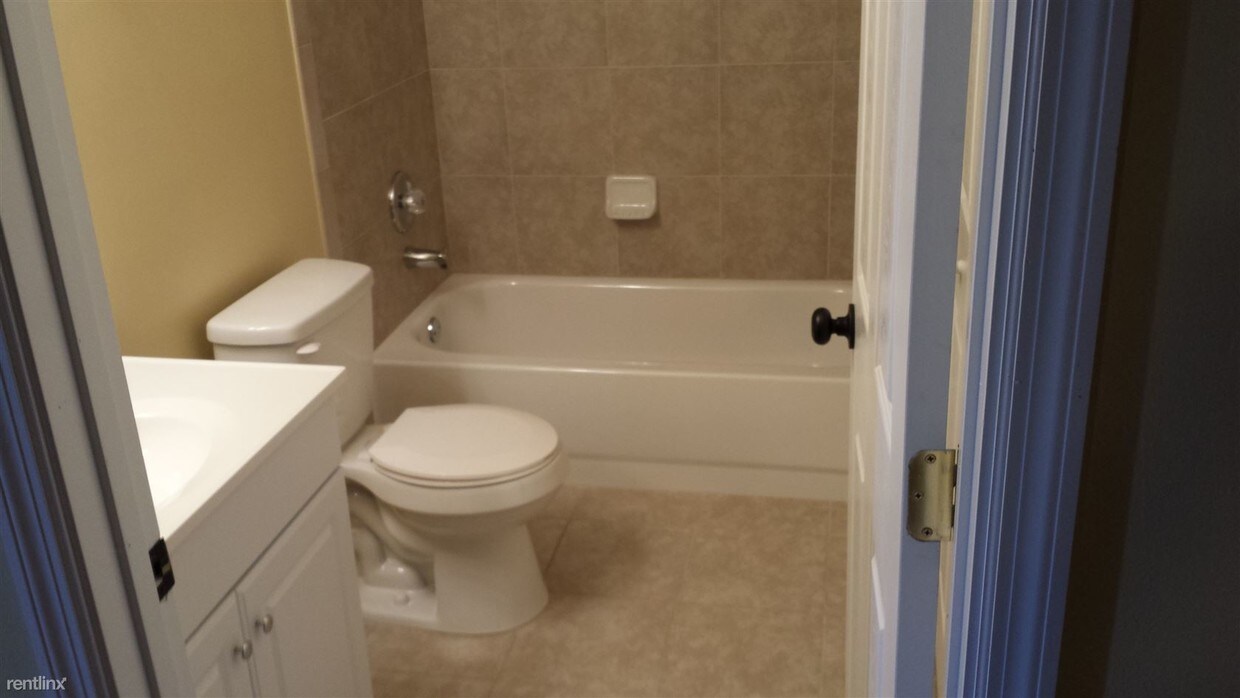 Foto del edificio - 2 br, 2.5 bath House - 6726 3rd Street