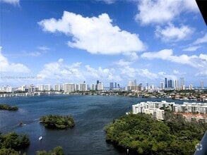 Building Photo - 16385 Biscayne Blvd