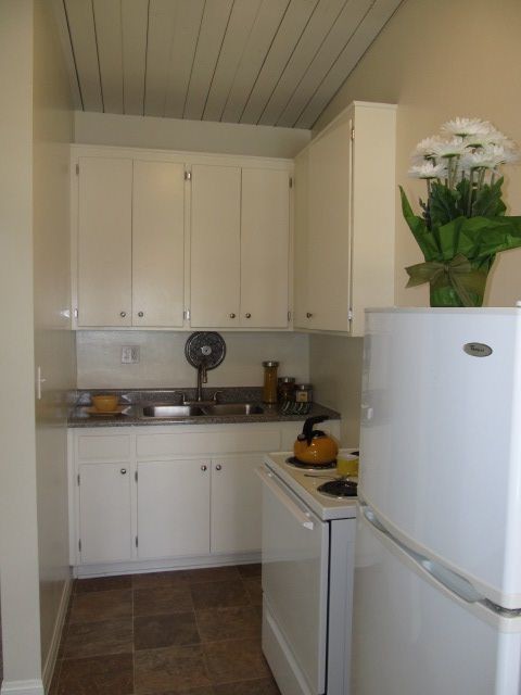 Foto del edificio - 267 S Oak Knoll Ave