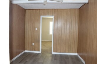 Building Photo - 622 S Hancock St