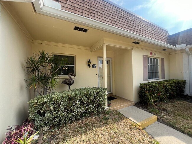 Foto del edificio - 1654 S Lake Ave