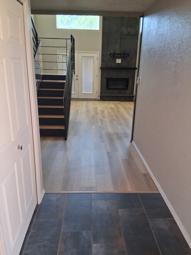 Foto del edificio - 10354 Hendrix Rd NE