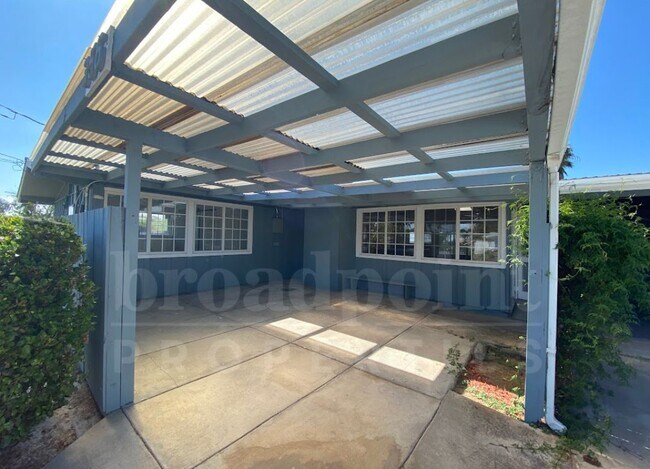 Building Photo - 356 Santa Clara Dr