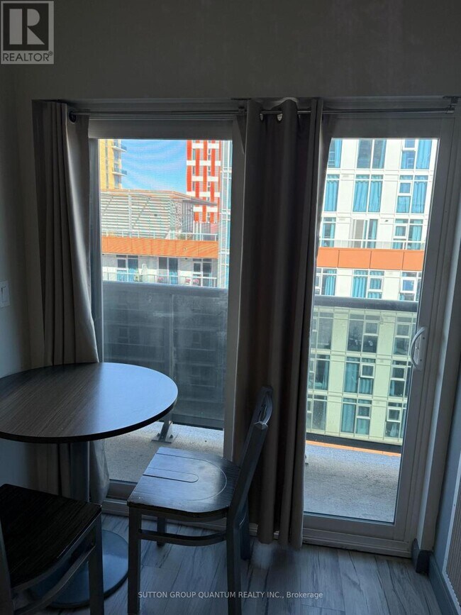 Photo du bâtiment - 258A Sunview St