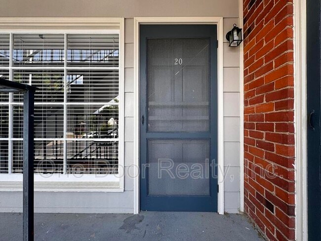 Photo - 732 Scotland St Apartment