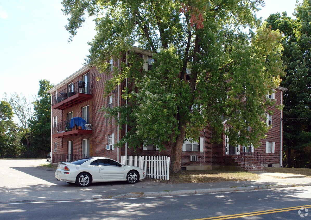 4648 Pond St, Weymouth, MA 02190 Apartments in Weymouth, MA