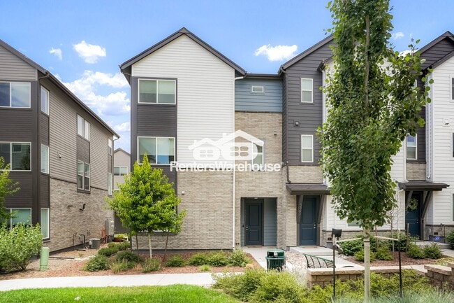 Building Photo - 5361 Pierson Ct