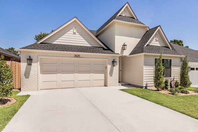 Frente - 3625 NW 53rd St