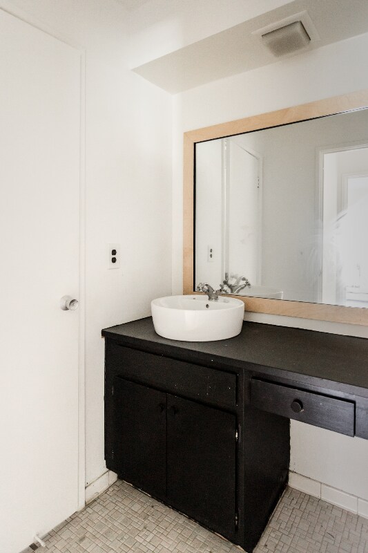 Foto del edificio - 1575 Cherboneau Pl