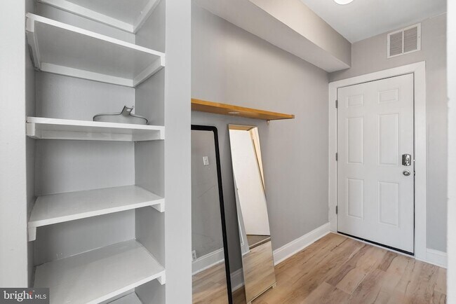 Foto del edificio - 1932 15th St NW