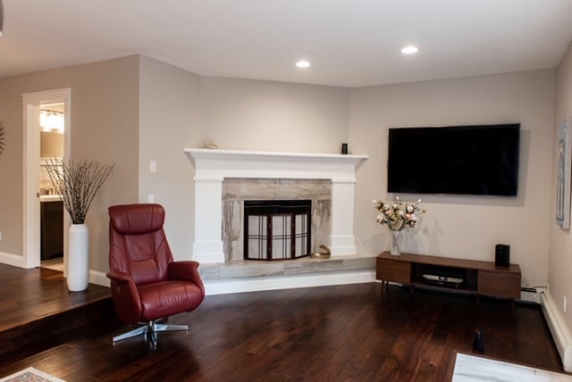 Building Photo - 2048 Eastridge Dr