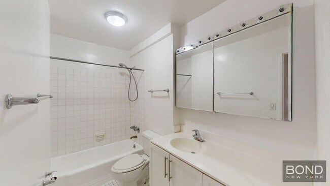 Foto del edificio - 236 E 36th St