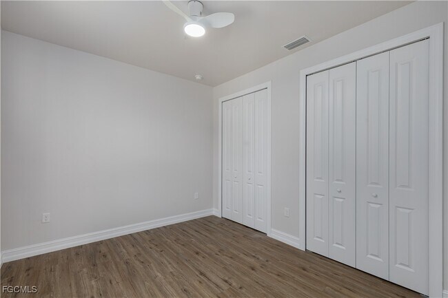 Foto del edificio - 521 NW 5th St