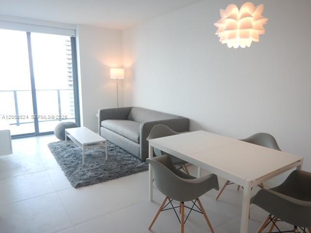 Foto del edificio - 501 NE 31st St