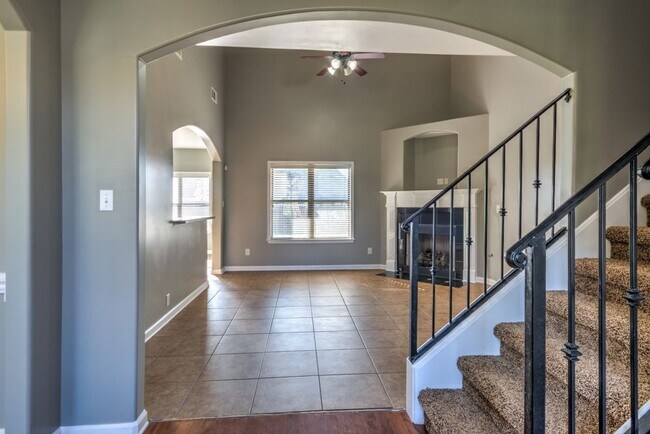 Foto del edificio - 1423 Sutton Meadow Ln