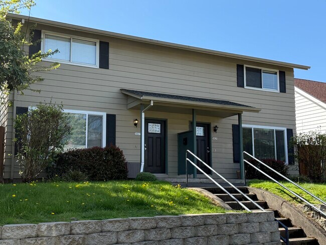 Photo - 3827 N Vancouver Ave Townhome