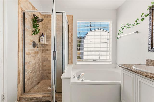 Building Photo - 403 Attaway Dr