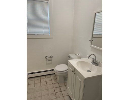 Foto del edificio - 42 Bellevue Ave