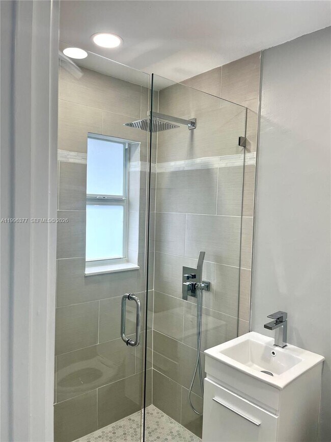 Foto del edificio - 6310 SW 79th St