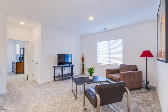 Foto del edificio - 145 Aqua Cmns