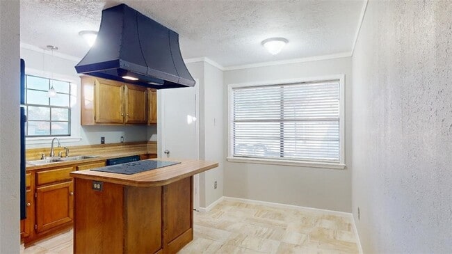 Foto del edificio - 3904 Windwood Cir