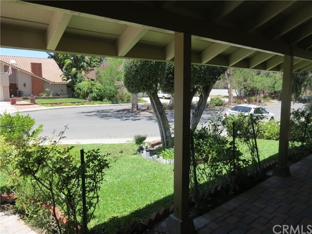 Building Photo - 22802 Belquest Dr