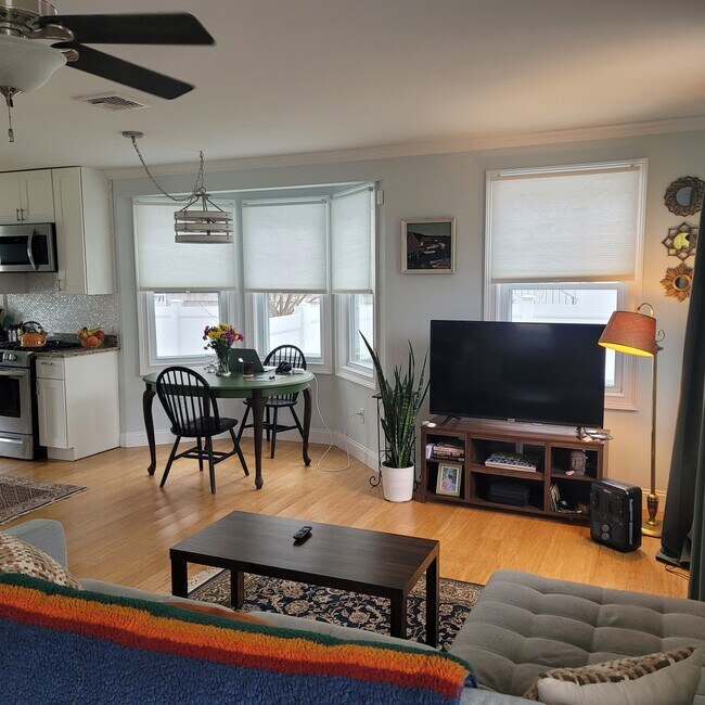 Foto del edificio - 90 Waverly St