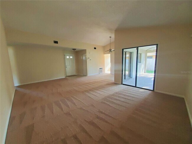 Foto del edificio - 7 Blairton Ct