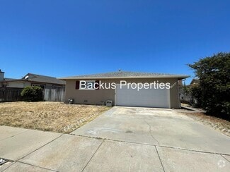 Building Photo - 3093 Magyar Pl
