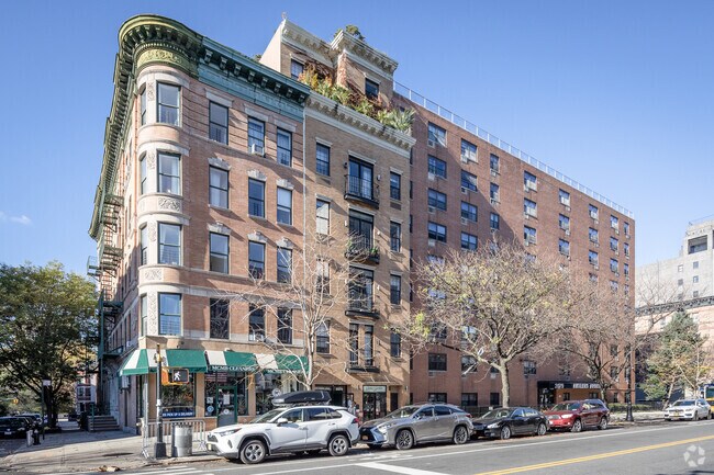 Foto del edificio - 2073 Frederick Douglas Blvd
